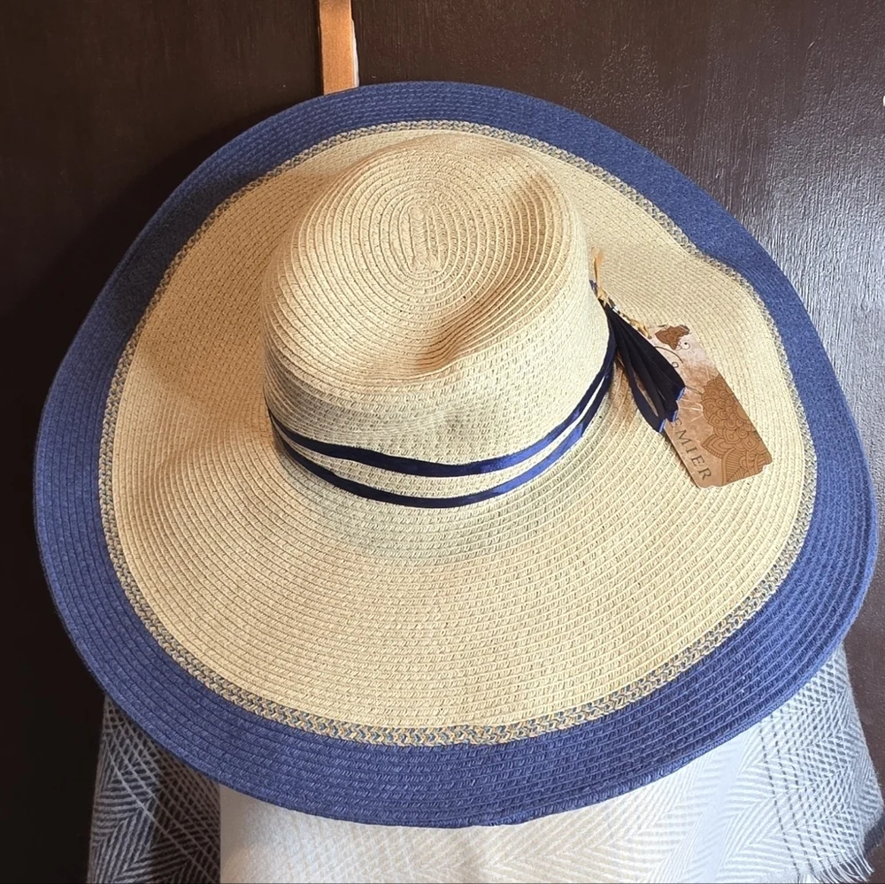 Premier Two-Tone Wide Brim Sun Hat in Yellow and Navy